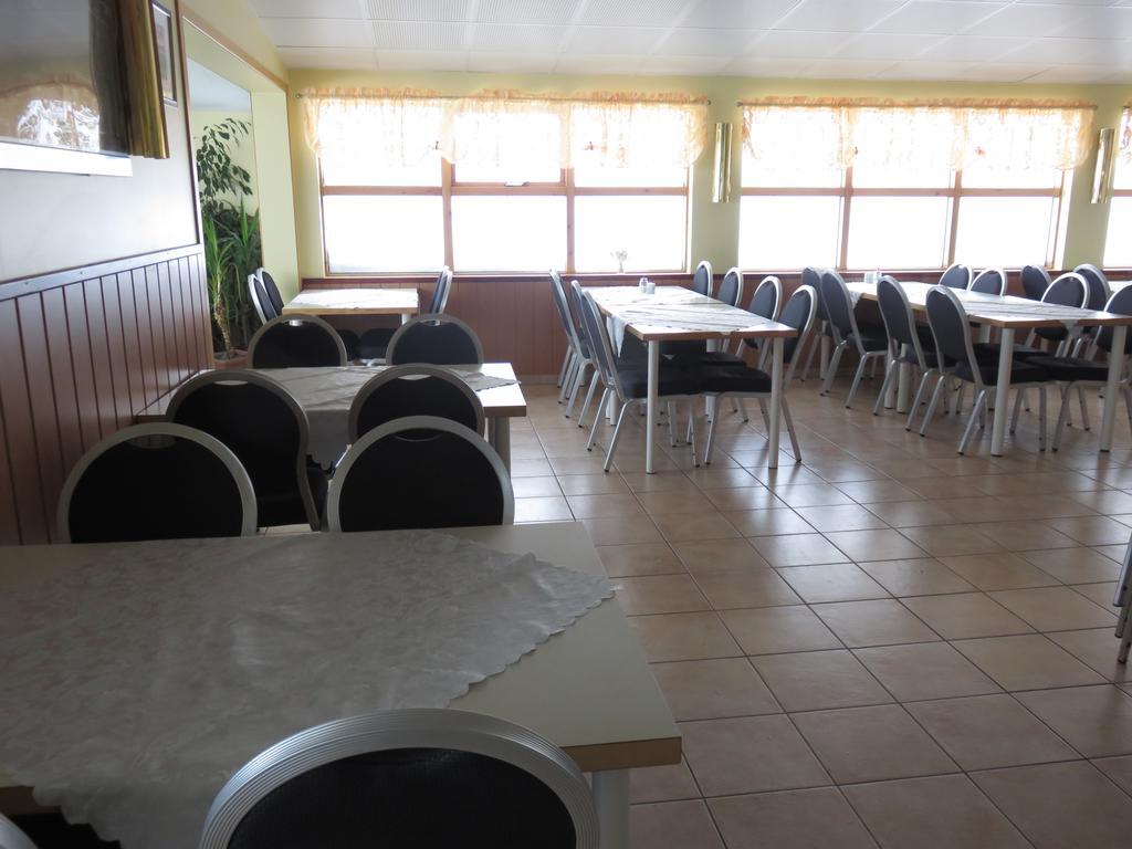 Guesthouse Stoeng And Cottages Ngoại thất bức ảnh