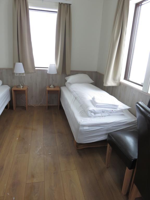 Guesthouse Stoeng And Cottages Phòng bức ảnh